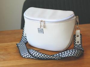 Crossbody ledvinka - béžová